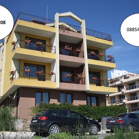 Family Hotel Akra TTchernomorets Extérieur photo