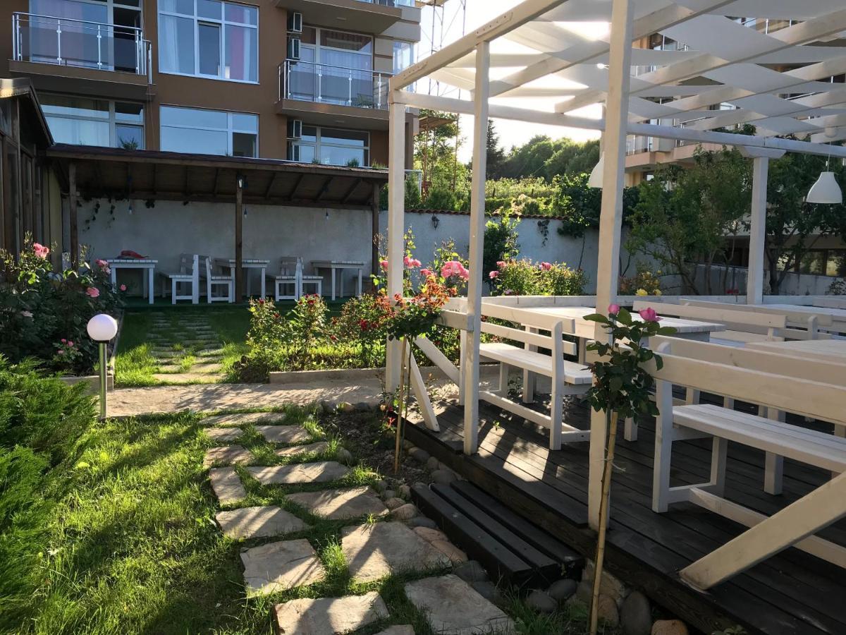 Family Hotel Akra TTchernomorets Extérieur photo