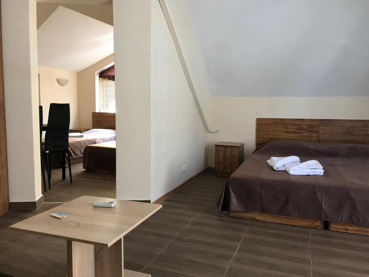 Family Hotel Akra TTchernomorets Extérieur photo